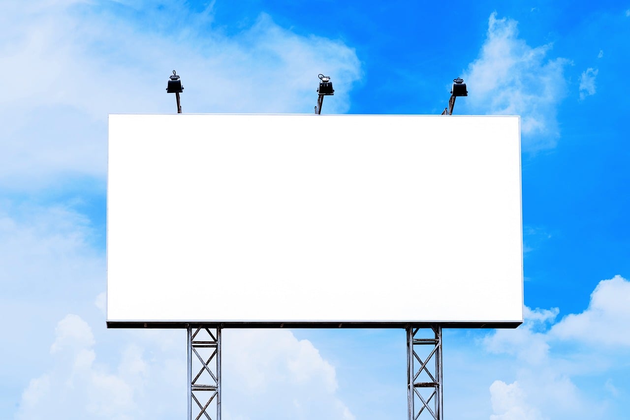Gør dit sponsorat synligt: Kreative idéer til roll up displays ved sportsevents